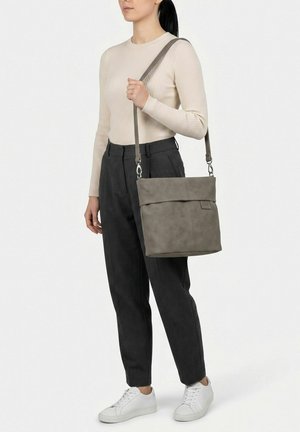ZWEI, MADEMOISELLE.M SCHULTERTASCHE 25 CM - Cross body bag - nubuk mud