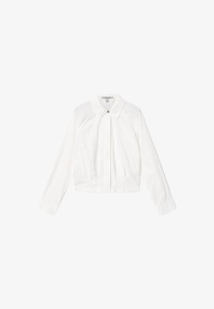 Hvid langærmet jakke med krave og en enkelt synlig knap øverst, med skjult lukning foran og en crop fit.