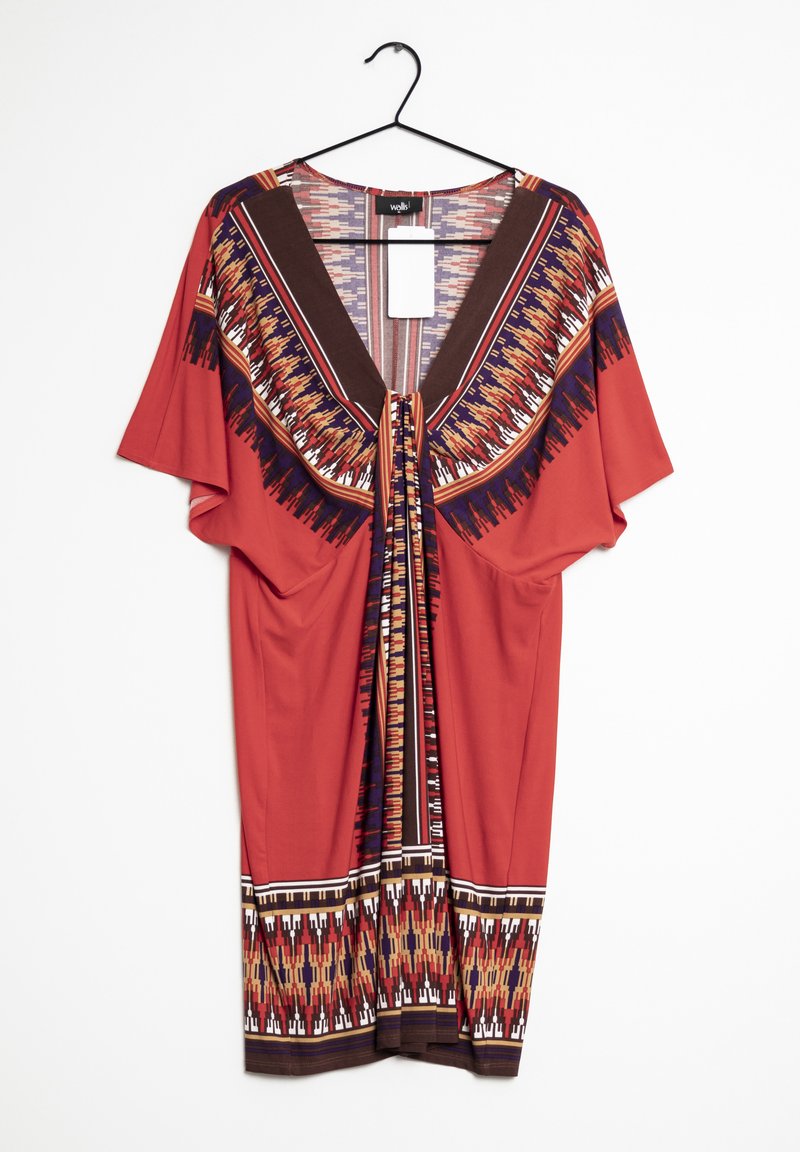 Czerwona tunika z dekoltem w serek i krótkimi rękawami, ozdobiona geometrycznymi wzorami w brązowym, fioletowym i pomarańczowym kolorze na dekolcie i u dołu.
