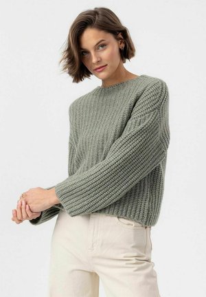 Olivgrüner Strickpullover mit gerippter Textur, Rundhalsausschnitt und lockerer Passform. Verfügt über lange Ärmel und eine entspannte Silhouette.
