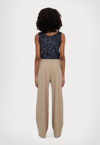 Max Mara Leisure BONN - Hlače - tortora