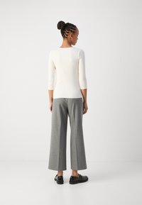 Marc O'Polo 3/4 SLEEVE FINE BINDING AT NECK - Långärmad tröja - salty white