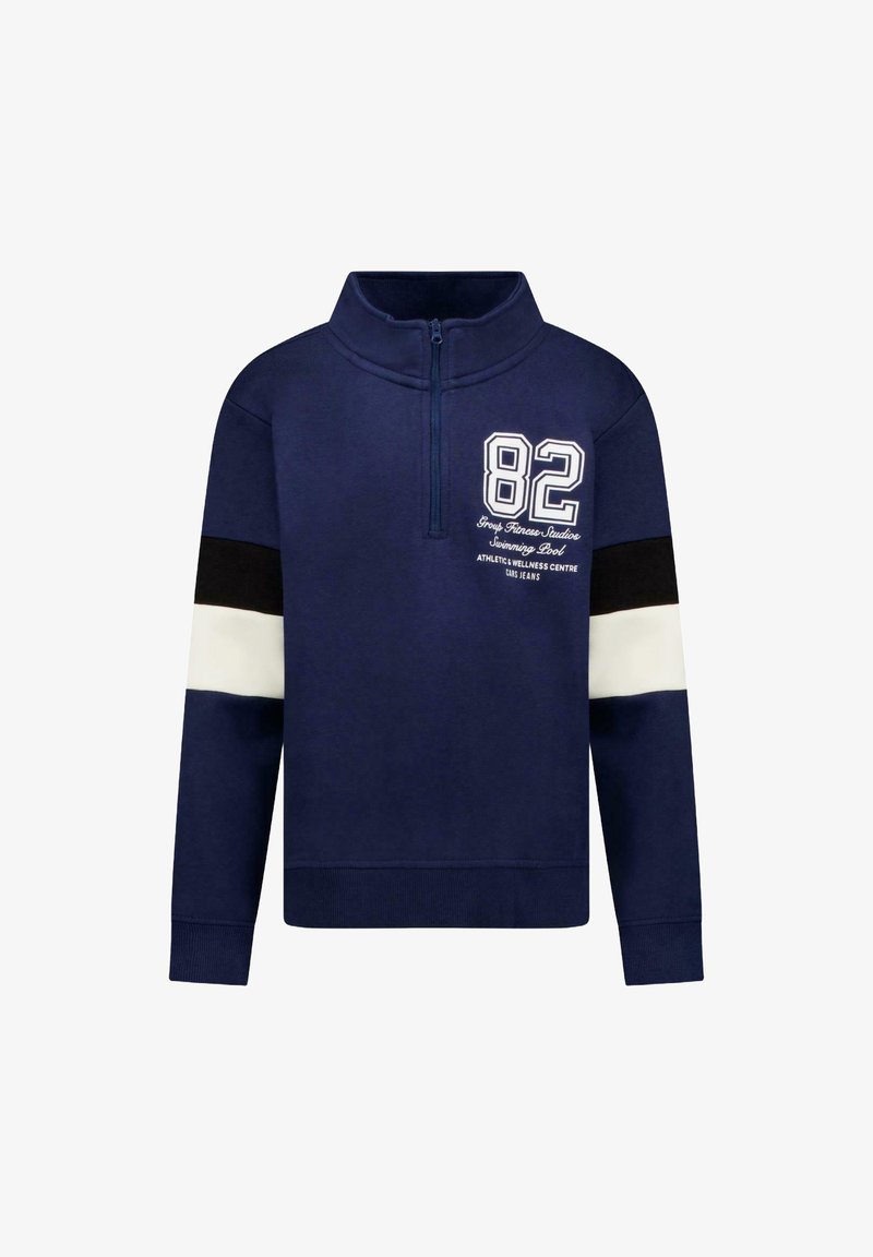 Marineblauwe sweatvest met kwartrits, voorzien van zwart-witte mouwstrepen en een wit nummer "82" met fitness-gerelateerde tekst op de borst.