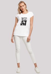 F4NT4STIC DISNEY CLASSIC VILLAINS - T-shirts med print - white
