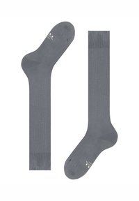 Calze di cotone grigie con texture liscia, orlo a coste e progettate per una vestibilità confortevole. Marcature per taglia e materiale visibili.