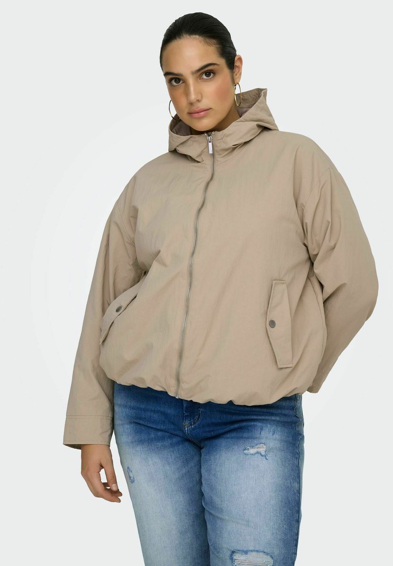 Verwunderlich Only Carmakoma Jacke Fotos