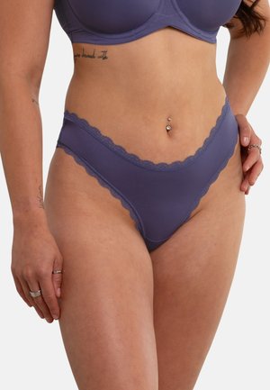 STRING  - Thong - storm