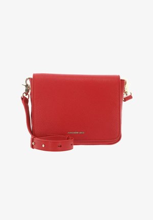 Sac bandoulière en cuir rouge avec une surface texturée, des accents métalliques dorés et une sangle réglable. Design rectangulaire compact.