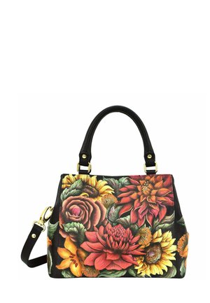 Lederhandtasche mit floralen Mustern in roten, orangefarbenen, gelben und grünen Tönen. Verfügt über schwarze Griffe und einen abnehmbaren Schulterriemen.