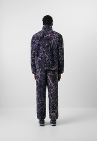 Nike ACG TFADV WNDPF - Forro polar - dark raisin/black/black/summit white