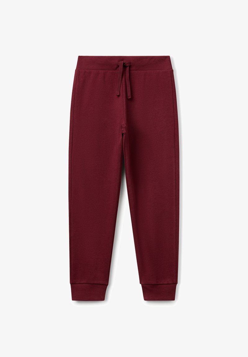 Bordeauxfarbene Jogginghosen mit geripptem Bund, Kordelzug und gerippten Knöchelbündchen, flach auf weißem Hintergrund präsentiert.