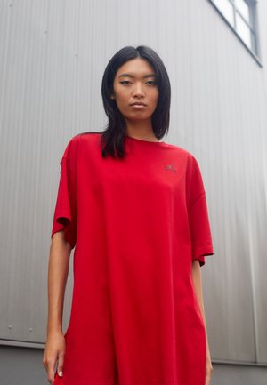 ESSEN DRESS CORE - Jerseyjurk - gym red
