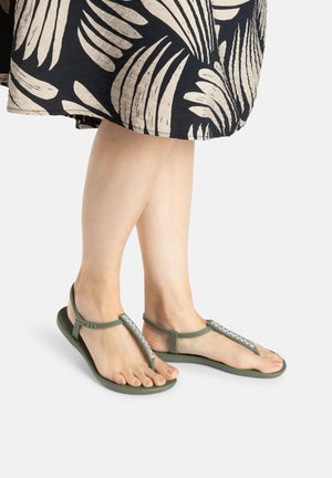 CLASS CHIC - Pool slides - grün
