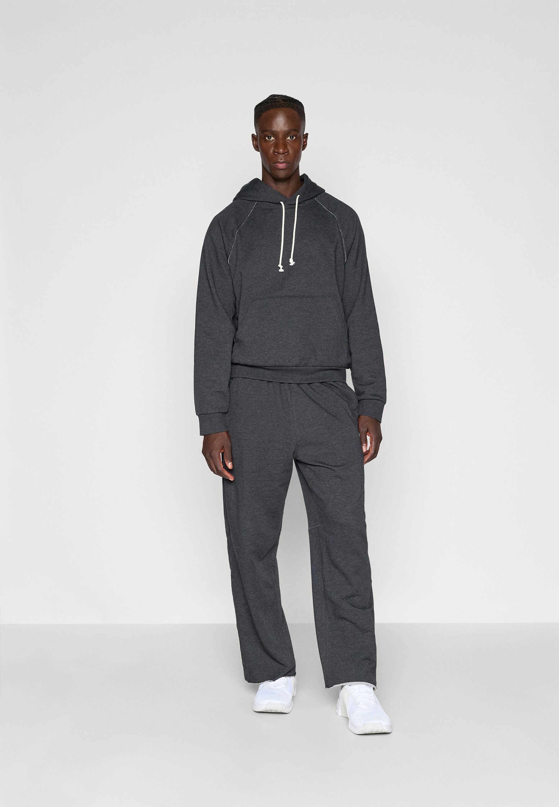 nike heritage hoodie black