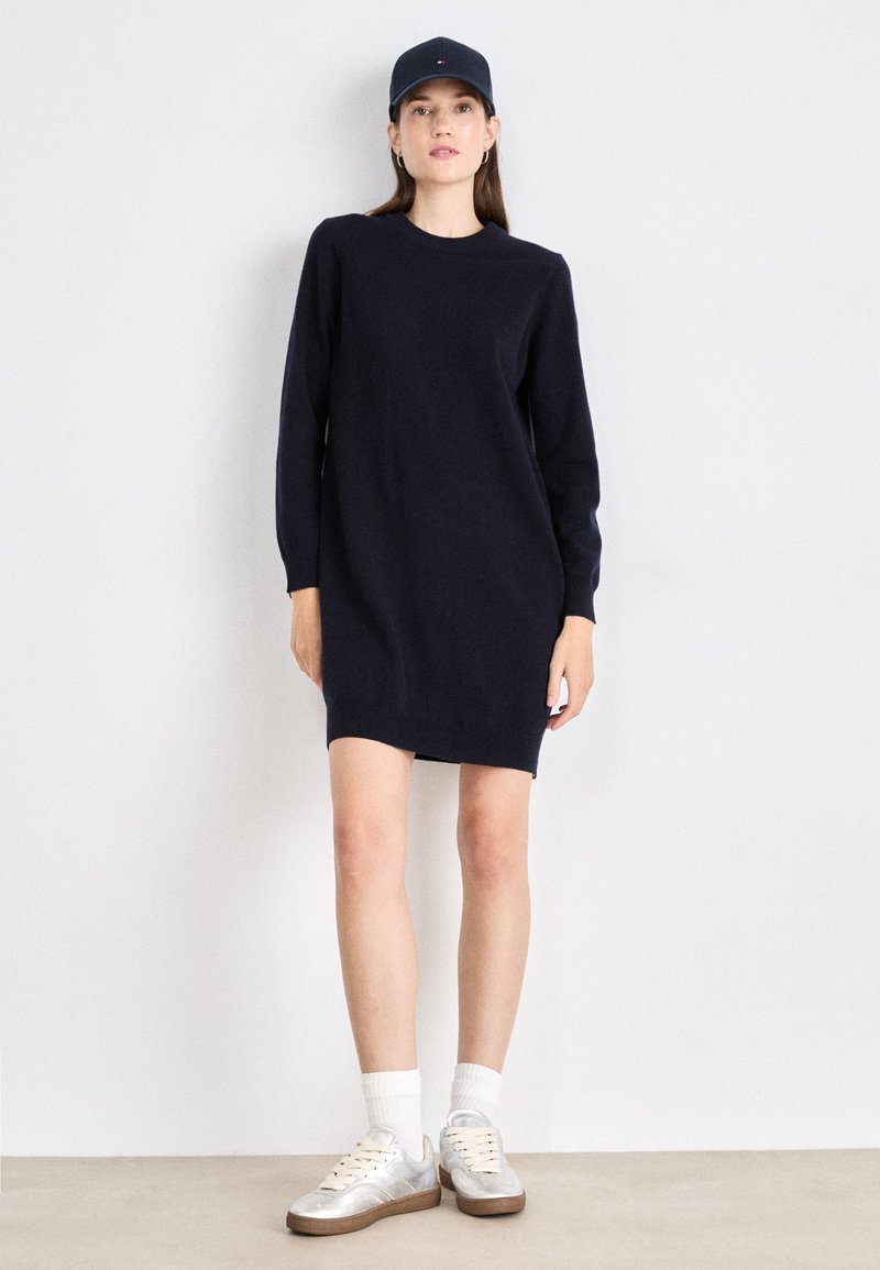 ŠATY GANT SUPERFINE LAMBSWOOL DRESS LIGHT GREY MEL Produktbild-Vorschau 13