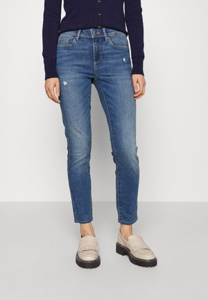 ONLWAUW MID SKINNY  - Testhezálló fazon - medium blue denim