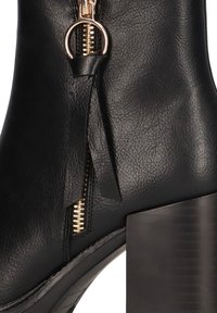 ETIKA BOLONIA - Botines bajos - black