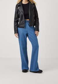 VILA Giacca in similpelle - black