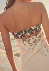 Next BANDEAU SUMMER TALL - REGULAR FIT - Maksikleit - animal