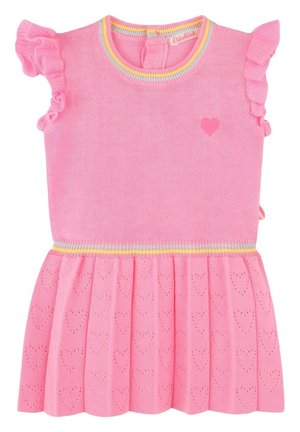 Rosa ärmelloses Strickkleid mit Rüschen an den Schultern, Herzmuster auf dem Rock, kleinem Herz auf der Brust und regenbogenfarbenem Besatz an Ausschnitt und Taille.