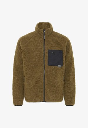 Oliven grøn fleecejakke med fuld frontlynlås, høj krave, sort lynlåslomme på brystet og sidelommer med lynlås.