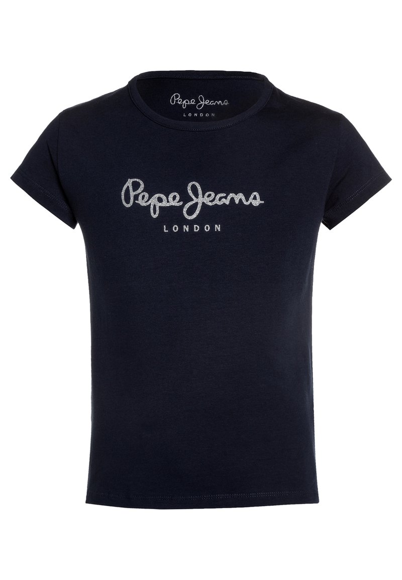 Tamsiai mėlyna medvilninė marškinėlių su trumpomis rankovėmis. Priekyje yra sidabrinis logotipas "Pepe Jeans LONDON". Klasikinis apvalaus kaklo dizainas.