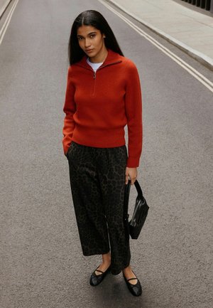 Next, PETITE FIT - BARREL LEG DENIM JERSEY TROUSERS - Wide Leg - leopard print
