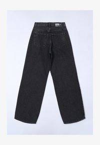 Selected, retro black