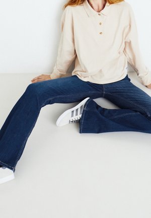 Lee, Jean flare - dark blue