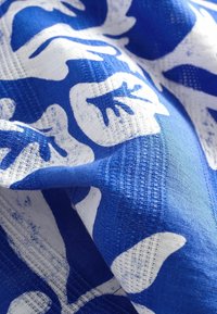 Next BLEND  REGULAR FIT - Bluza - blue white printed