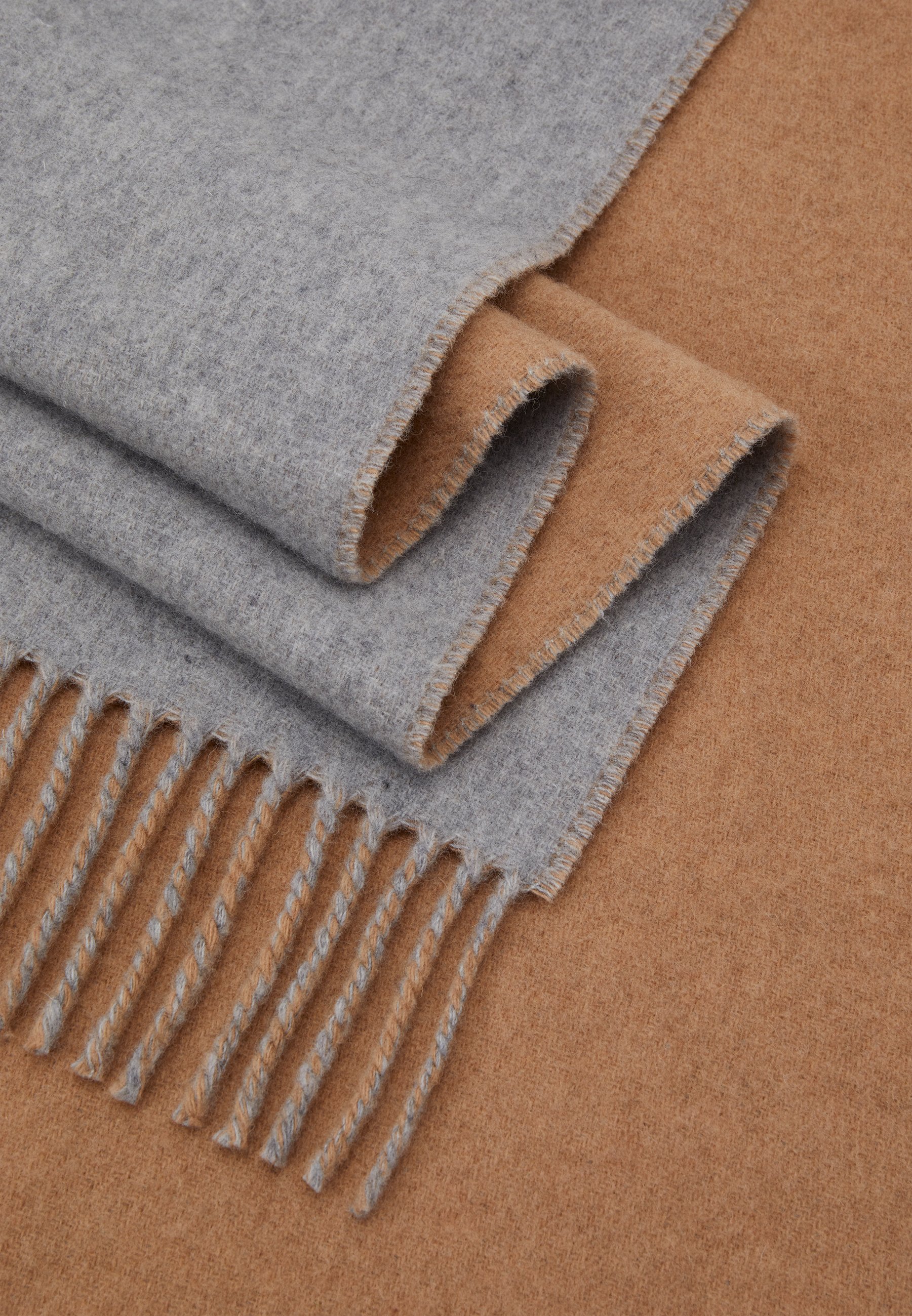 Won Hundred VANESSA DOUBLE Sjal camelgrey melange Won Hundred KELLY Vinterjakke camel Zalando.no