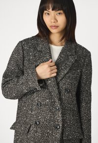 LIU JO CAPPOTTO OVERSIZE FIT - Klasični plašč - black/white