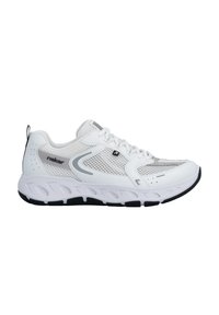Baskets athlétiques blanches et grises avec des panneaux en mesh, des lacets, une semelle extérieure noire et le logo "Rieker" sur le côté, conçues pour le sport ou une tenue décontractée.