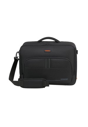Borsa rettangolare nera per laptop con tasca frontale con zip, tracolla imbottita e manico superiore, con marchio "American Tourister" nell'angolo in basso a destra.