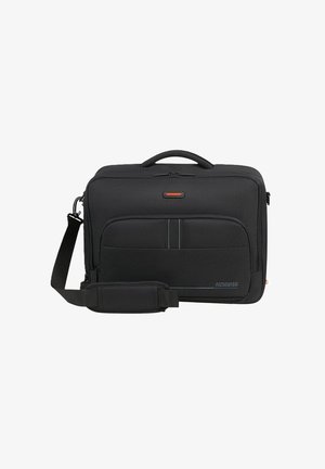 Borsa rettangolare nera per laptop con tasca frontale con zip, tracolla imbottita e manico superiore, con marchio "American Tourister" nell'angolo in basso a destra.