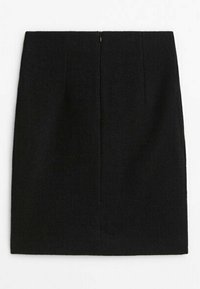Jupe crayon noire longueur genou avec une coupe droite et des détails de couture subtils, présentée à plat sur un fond blanc.