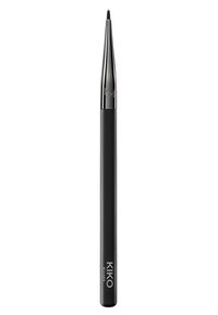 Schwarzer Eyeliner mit einer spitz zulaufenden Mine und einem glanzvollen silbernen Akzent am Fuß. Verfügt über das KIKO MILANO-Logo auf dem Schaft.