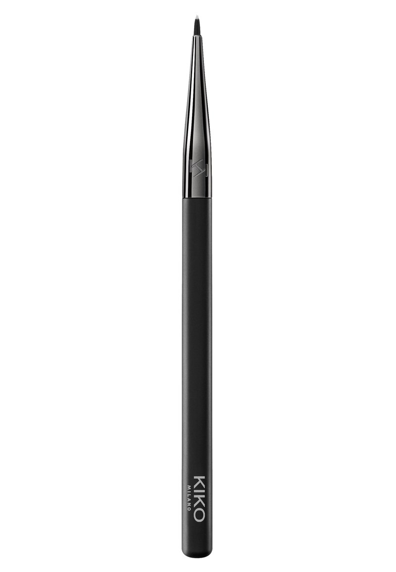 Schwarzer Eyeliner mit einer spitz zulaufenden Mine und einem glanzvollen silbernen Akzent am Fuß. Verfügt über das KIKO MILANO-Logo auf dem Schaft.