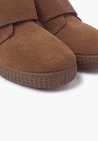 Pisamonas UNISEX wielbłądzi