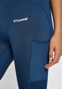 Hummel CHIPO MID WAIST - Tights - insignia blue