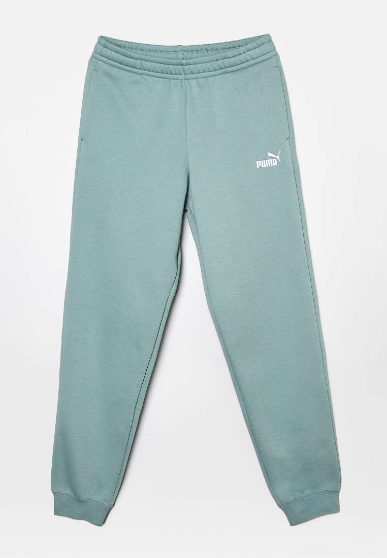 Pantalons de survêtement en coton vert pâle avec une taille élastique, des jambes fuselées et un logo Puma blanc sur le côté avant gauche.