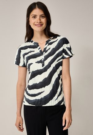 - T-shirt z nadrukiem