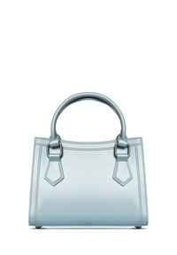 Sac à main structuré en cuir bleu clair, avec des poignées arrondies, une quincaillerie argentée et des surpiqûres en biais sur les côtés.