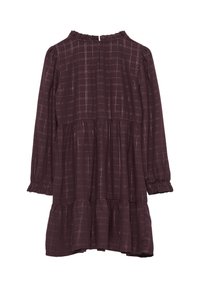 Bordeaux kleurige jurk van lichtgewicht stof met een ruches halslijn, lange mouwen en een gelaagde zoom; heeft een subtiel geruit patroon.