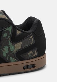 Etnies FADER UNISEX - Sapatilhas de skate - fatigue
