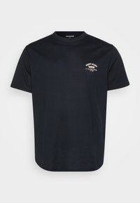 Tricou din bumbac negru, cu mâneci scurte, gât rotund și un mic logo alb brodat pe partea stângă a pieptului. Textură fină, design casual.