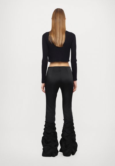 AVAVAV PLEATED TROUSER - Calças - black