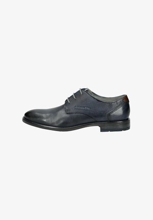 Scarpa da uomo in pelle blu scuro, con superficie testurizzata, punta rotonda, chiusura con lacci e un'elegante finitura sul tallone. Design della suola standard.