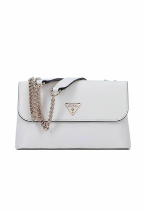 Borsa bianca realizzata in materiale sintetico, con tracolla nera, catena argentata e un accento con logo triangolare sulla parte frontale. Finitura testurizzata.