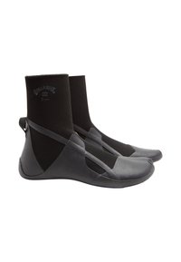 Black neoprene wetsuit boots with a smooth rubber sole, 3 mm thickness, featuring a reinforced ankle and heel for added support.
